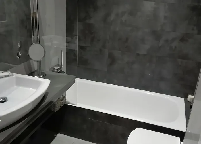 Modern Near To Guggenheim Museum *